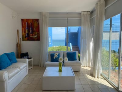 (BPV-BPV-11383)  Apartamento en venta en Manantiales frente a Playa Bikini