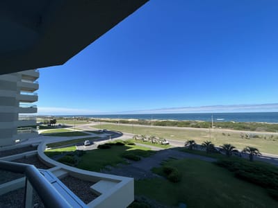 (BPV-BPV-2321)  Departamento en venta de 4 ambientes en PLAYA BRAVA