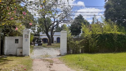 (BPV-BPV-4186)  Casa en venta de 4 ambientes en MONTEVIDEO