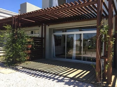 (BPV-BPV-5423)  Departamento en venta de 3 ambientes en MANANTIALES