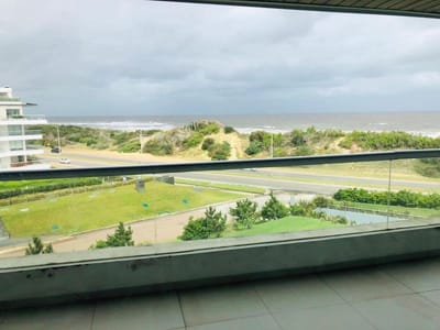 (BPV-BPV-5603)  Departamento en venta de 4 ambientes en PLAYA BRAVA