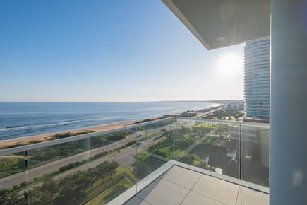 (BPV-BPV-6336)  Excelente apartamento en venta en Venetian Playa Mansa