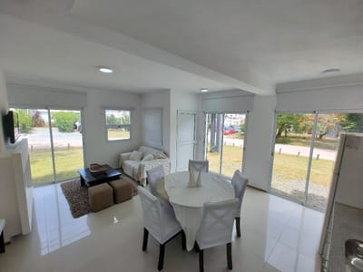 (BPV-BPV-6534)  Departamento en alquiler temporal de 3 ambientes en MANANTIALES