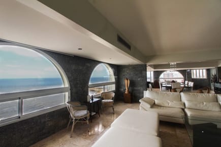 (BPV-BPV-8040)  Departamento en venta de 4 ambientes en PENINSULA