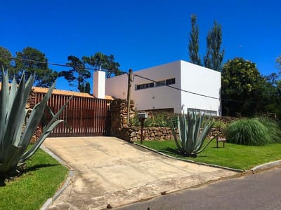 (BPV-BPV-8206)  Casa en venta de 7 ambientes en GOLF
