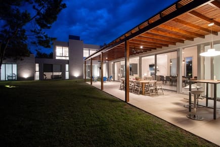 (BPV-BPV-8213)  Casa en venta de 6 ambientes en LAGUNA ESCONDIDA