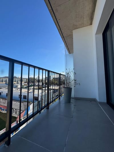 (BPV-BPV-8241)  Departamento en venta de 3 ambientes en MALDONADO