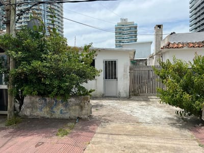 (BPV-BPV-8741)  Casa en venta de 3 ambientes en La Pastora