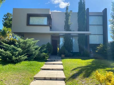 (BPV-BPV-8803)  Casa en alquiler de 4 ambientes en CANTEGRIL