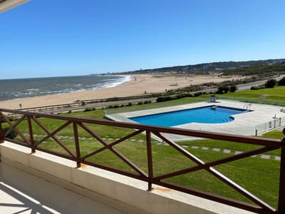 (BPV-BPV-8834)  Departamento en venta de 4 ambientes en MANANTIALES
