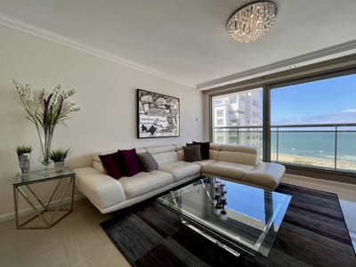 (BPV-BPV-9482)  Departamento en venta de 4 ambientes en PLAYA BRAVA