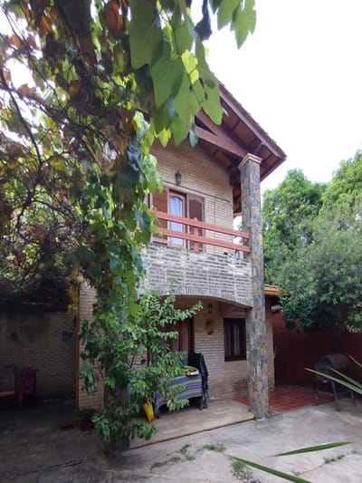 VENDO PROPIEDAD A MEDIA CUADRA AV. SANTA TERESA