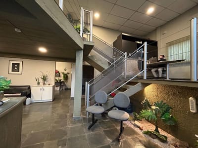 Vendo Casa + Oficina en Asuncion Vista Alegre