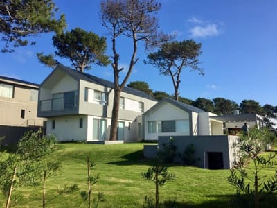 Casa en venta y alquiler en barrio privado, José Ignacio