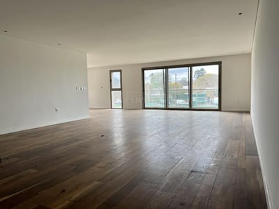 Apartamento en venta 2 dormitorios Carrasco a pocas cuadras de Arocena