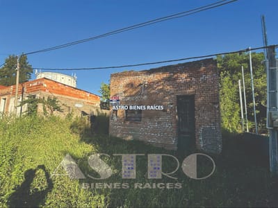 Terreno con mejoras Melo