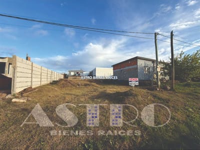 TERRENO VENTA MELO 300m2