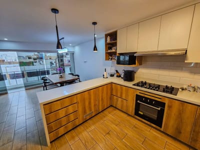 DÚPLEX EN VENTA EN SAN BORJA – TERRAZA Y PARRILLA 