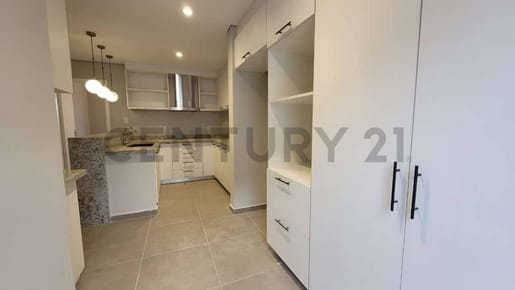 ELEGANTE RESIDENCIA TOSCANA EN VENTA EN ASUNCION