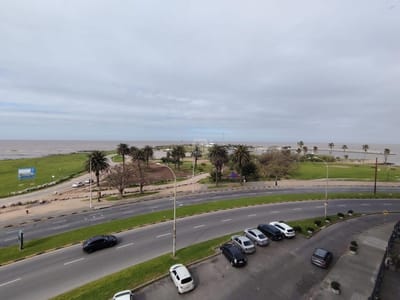 Venta apartamento Rambla Punta Carretas