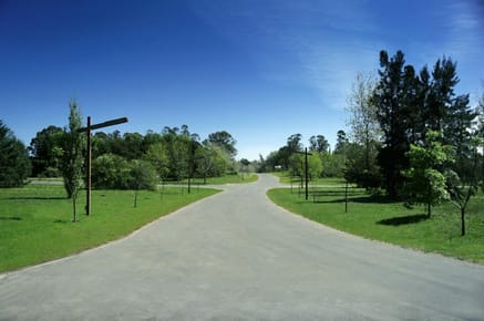 Venta terreno barrio parques. Seguridad