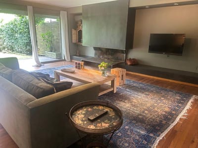 Venta apartamento en Carrasco Sur con renta. Planta baja. 3 dormitorios