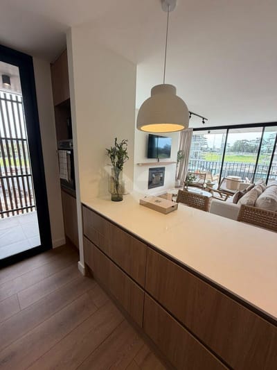 Venta apartamento carrasco, barrio con seguridad (POLO). 3 dormitorios. amenties. segur