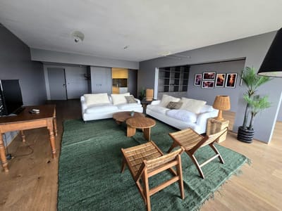 Venta Apartamento Pocitos frente al Mar 2 dormitorios con garaje