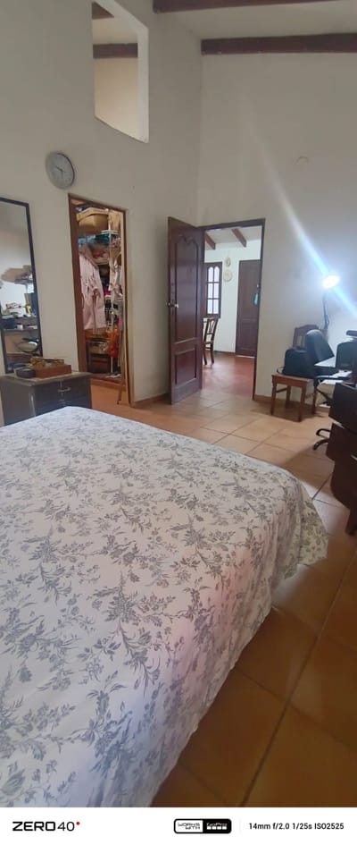 Casa en venta a precio de terreno Zona Barrio Lindo 