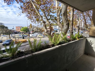 -Apartamento de 1 dormitorio con Garage en la Blanqueada próximo a Tres Cruces en tres Cruces con ga