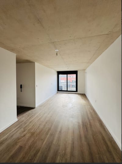 Apartamento 2 dormitorios 2 baños y Cochera