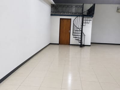 ALQUILO AMPLIO LOCAL COMERCIAL EN SAN LORENZO – ZONA REDUCTO
