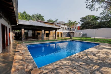 Casa amplia en alquiler para uso comercial o vivienda | Zona Shopping Pinedo