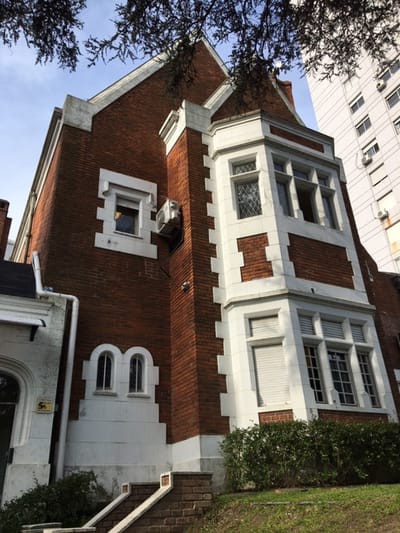 Importante Residencia
