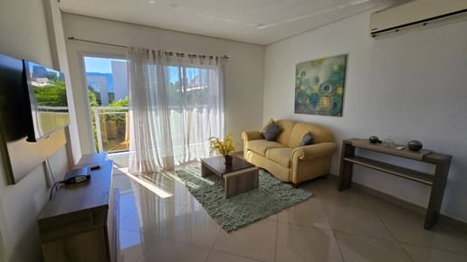 EN VENTA  AMPLIO DEPARTAMENTO 