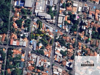 Vendo amplio terreno 4.701 m2 en Villa Morra