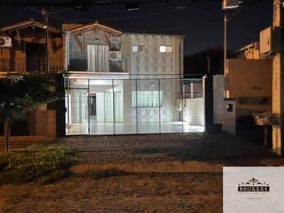 Vendo Amplio Dúplex De 3 Dormitorios En Fernando De La Mora Zona Norte