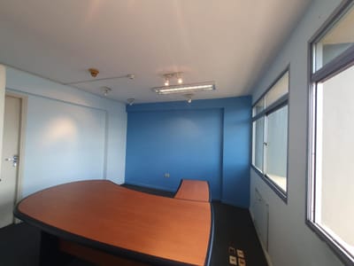 Alquilo Oficina De 47 M2 En El Centro De Asunción