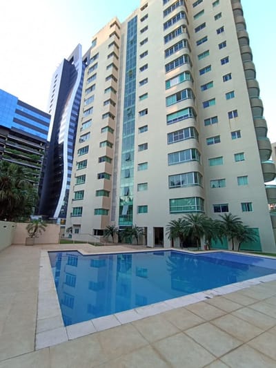 Departamento en venta de 3 dormitorios c/ cochera en Ycuá Satí