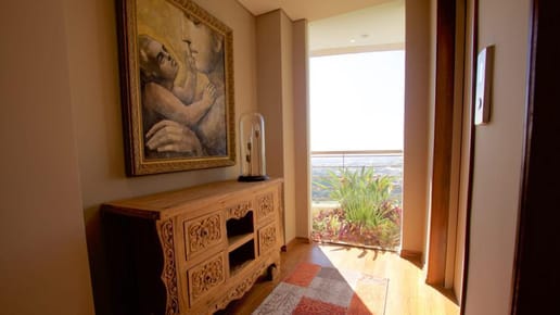 Vendo Exclusivo Departamento De 3 Suites Con 2 Cocheras Sobre Avenida Santa Teresa