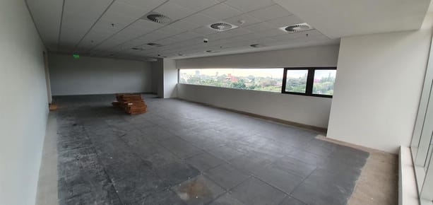 Alquilo A Estrenar Oficina Corporativa De 137 m2 Con 2 Cocheras En Villa Morra