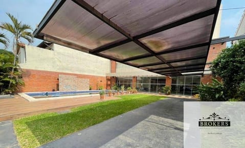 Vendo Casa De 3 Dormitorios Con Piscina En Barrio Herrera