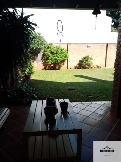 Vendo Casa dos plantas 4 dormit.  en Mburucuyá