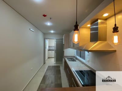 Vendo Dpto.2 dorm. c/1 cochera 107 m2 en Bernardino Caballero
