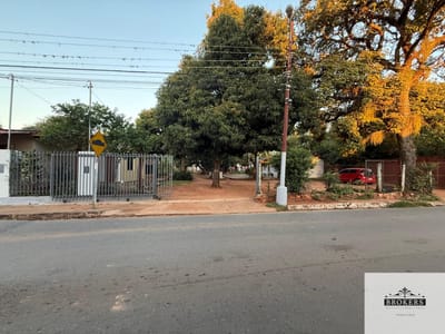 Vendo Terreno de 1710m2 para Desarrollos Inmob. ,Casa Quinta,Laurelty