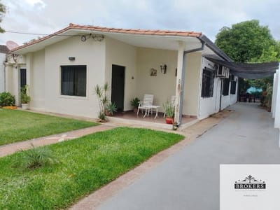 Vendo Propiedad De 494 m2 En Grupo Habitacional Aeropuerto