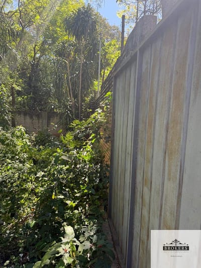 Vendo Terreno De 384 m2 En Barrio Las Lomas