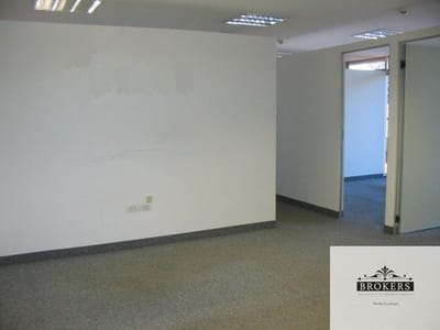 Alquilo Oficina De 90 m2 Con 2 Cocheras En Villa Morra