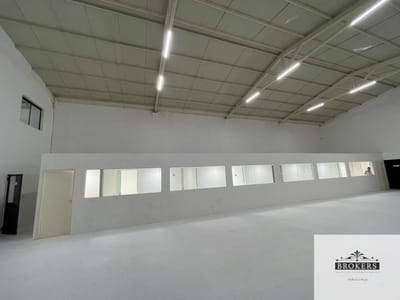 Alquilo Deposito De 300 m2 Climatizado Con PCI, Camara Fria y Generador Propio