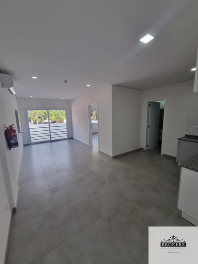 Departamento de un Dormitorio en alquiler c/ cochera en Luis A. de Herrera